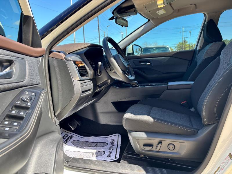 Nissan Rogue SV 2021