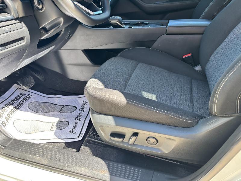 Nissan Rogue SV 2021