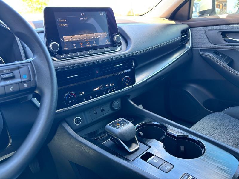 Nissan Rogue SV 2021