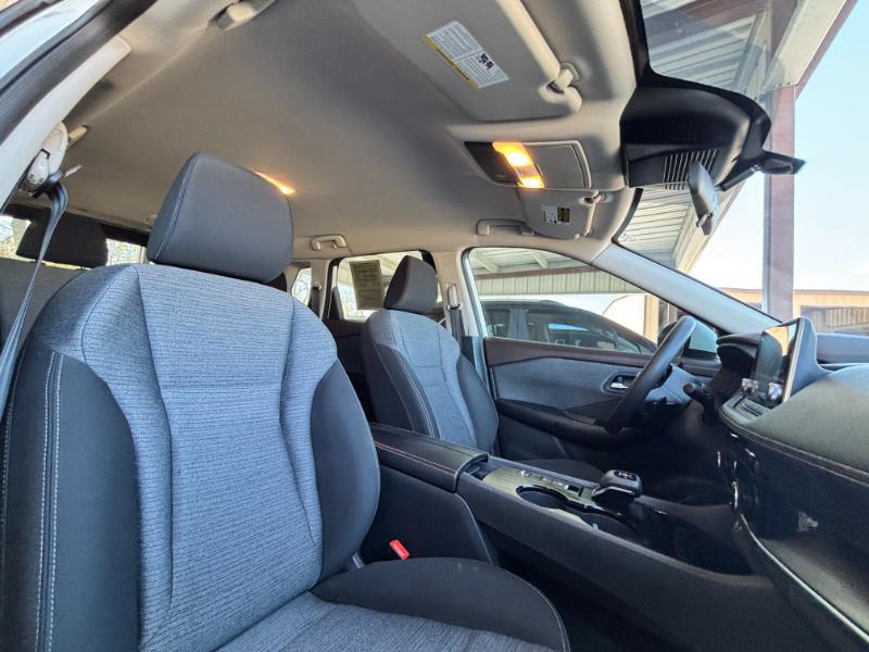 Nissan Rogue SV 2021