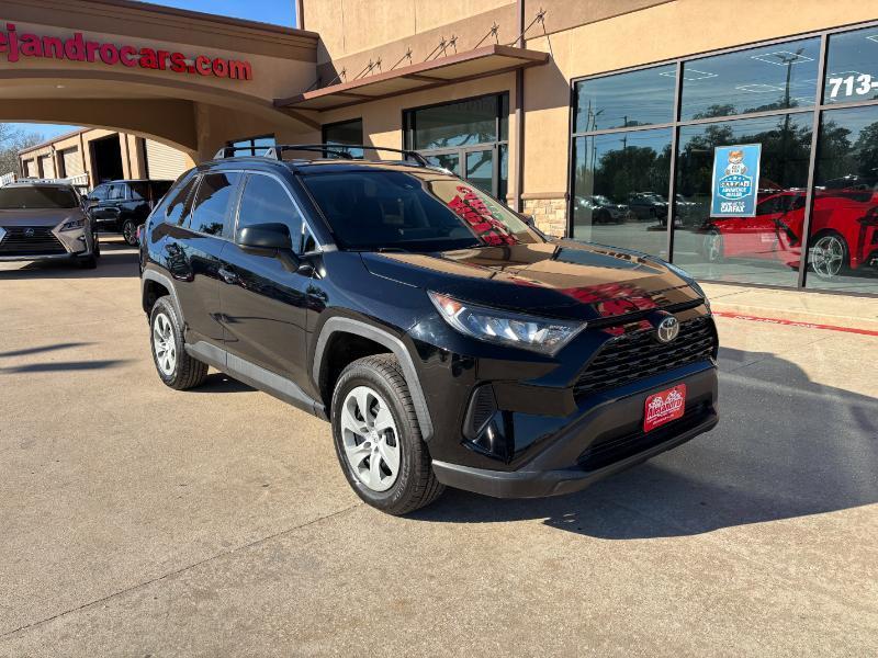 Toyota RAV4 LE AWD 2020