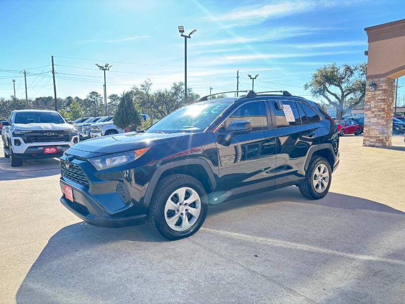 Toyota RAV4 LE AWD 2020