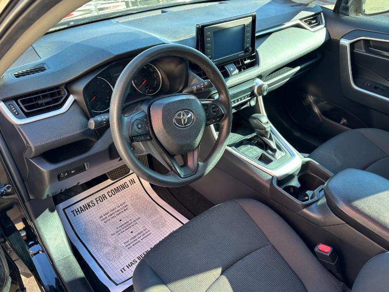 Toyota RAV4 LE AWD 2020
