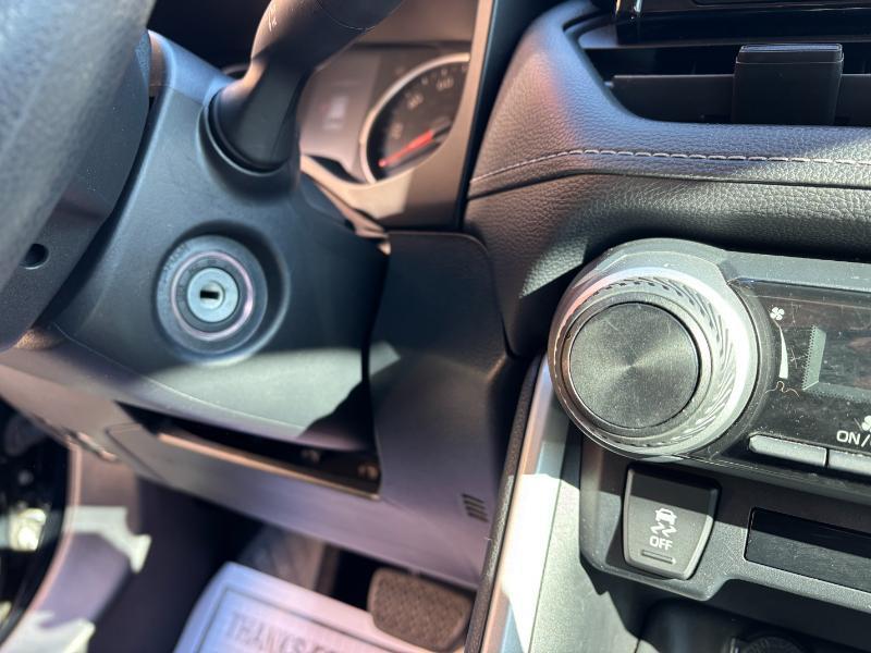 Toyota RAV4 LE AWD 2020