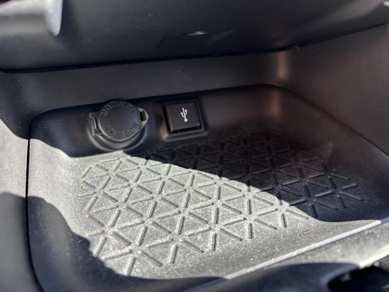 Toyota RAV4 LE AWD 2020