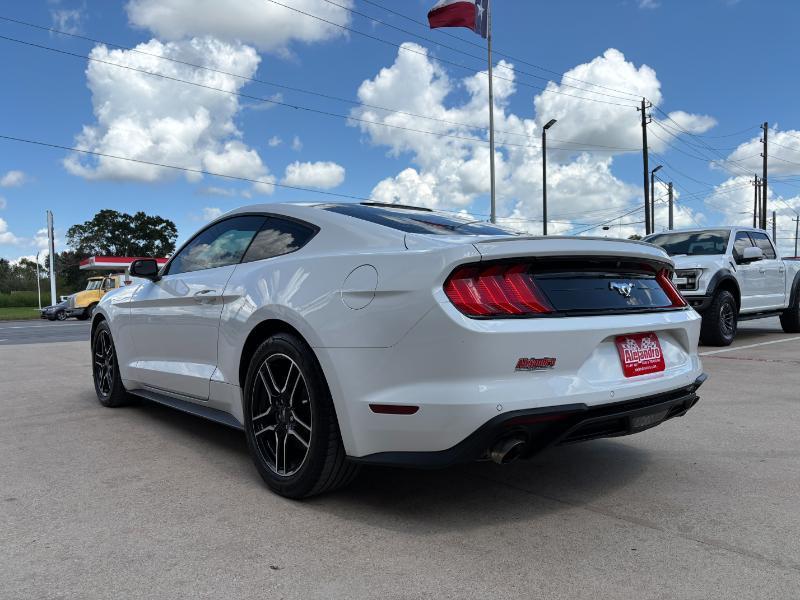 Ford Mustang EcoBoost Coupe 2018