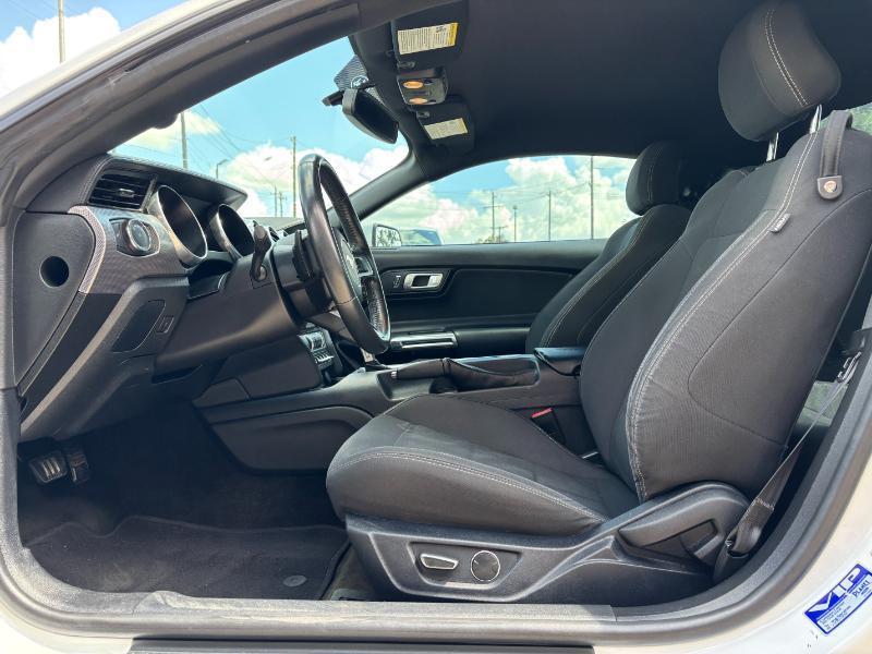 Ford Mustang EcoBoost Coupe 2018