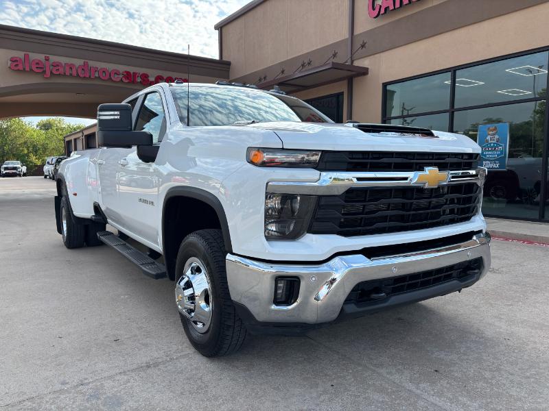 2025 Chevrolet Silverado 3500HD LT Crew Cab 4WD