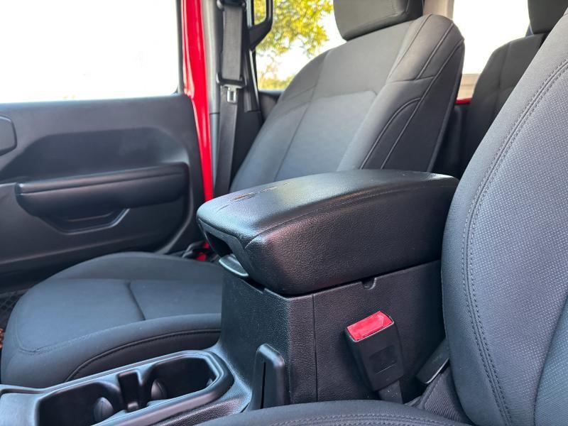 Jeep Wrangler Unlimited Sport 2018