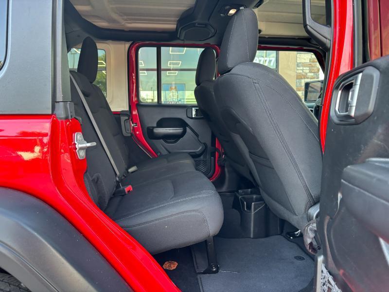 Jeep Wrangler Unlimited Sport 2018