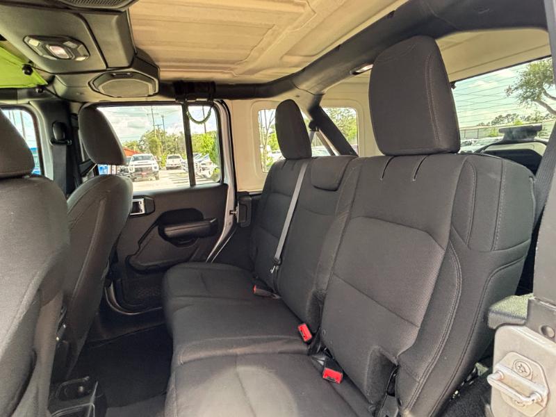 Jeep Wrangler Unlimited Sport 2018