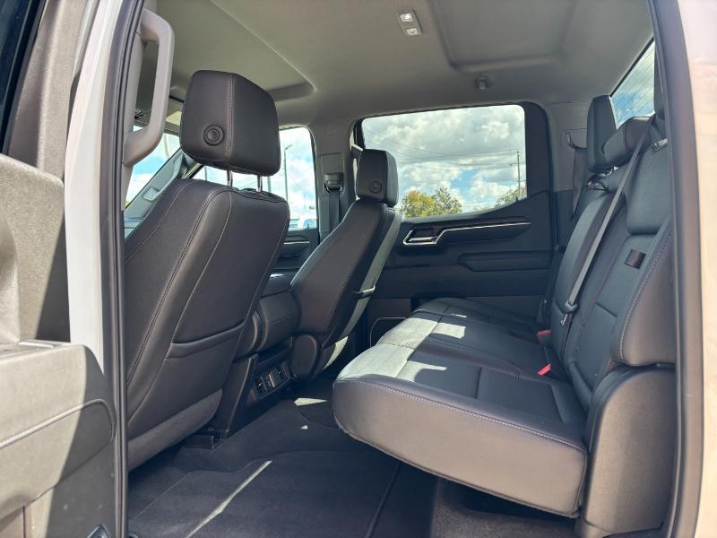 GMC Sierra 1500 SLT Crew Cab 2WD 2025