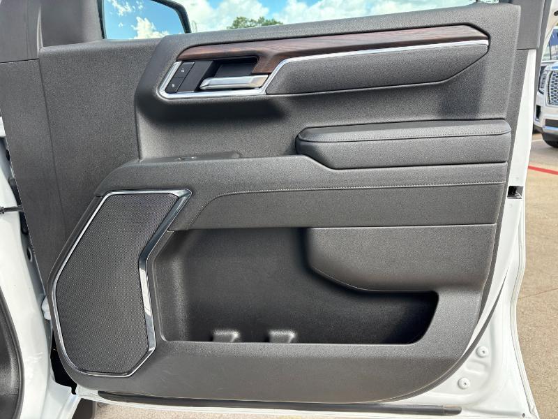 GMC Sierra 1500 SLT Crew Cab 2WD 2025