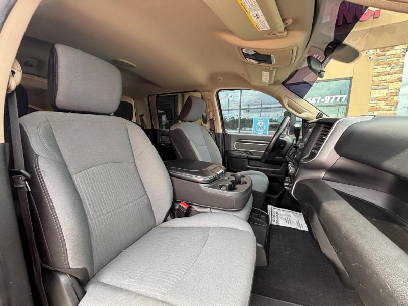 RAM 3500 Big Horn Crew Cab LWB 4WD DRW 2019