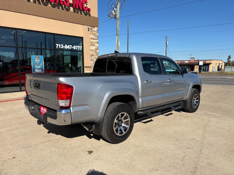 Toyota Tacoma SR5 Double Cab Long Bed V6 6AT 2WD 2017