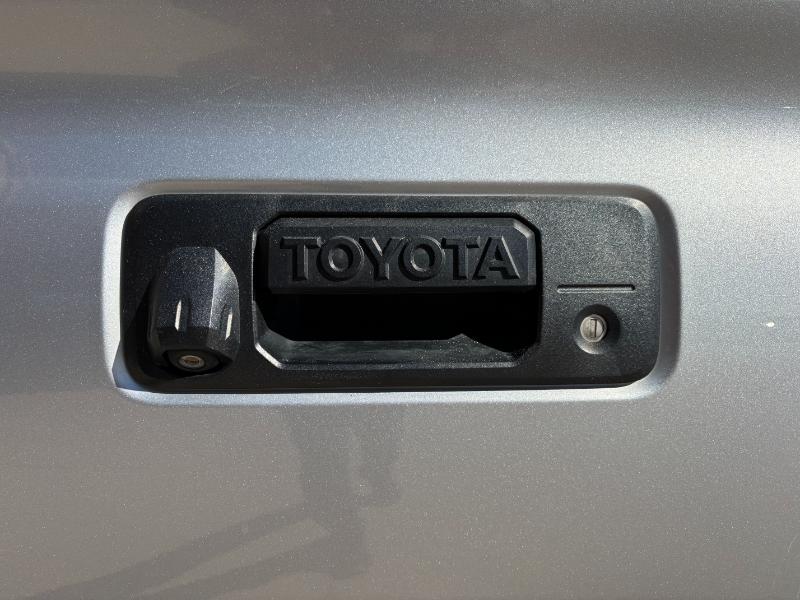 Toyota Tacoma SR5 Double Cab Long Bed V6 6AT 2WD 2017