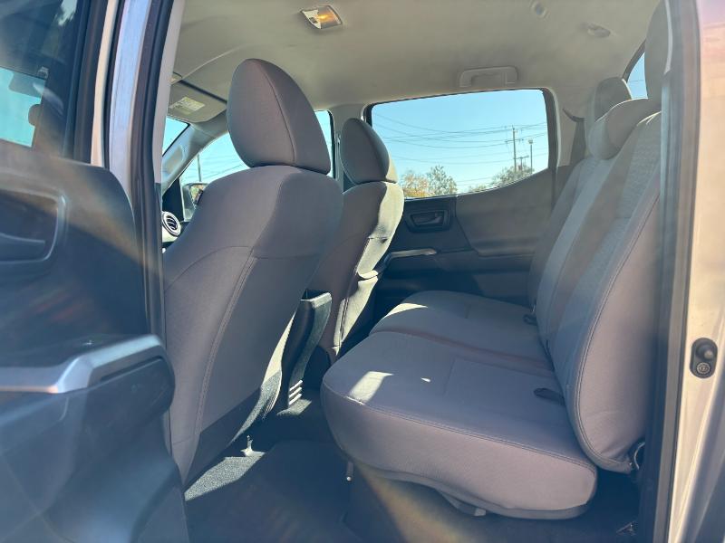 Toyota Tacoma SR5 Double Cab Long Bed V6 6AT 2WD 2017