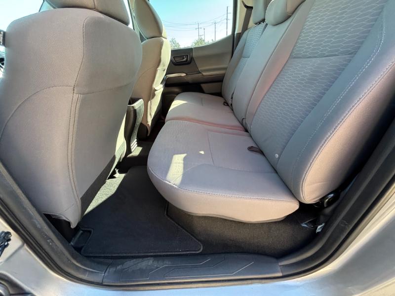 Toyota Tacoma SR5 Double Cab Long Bed V6 6AT 2WD 2017