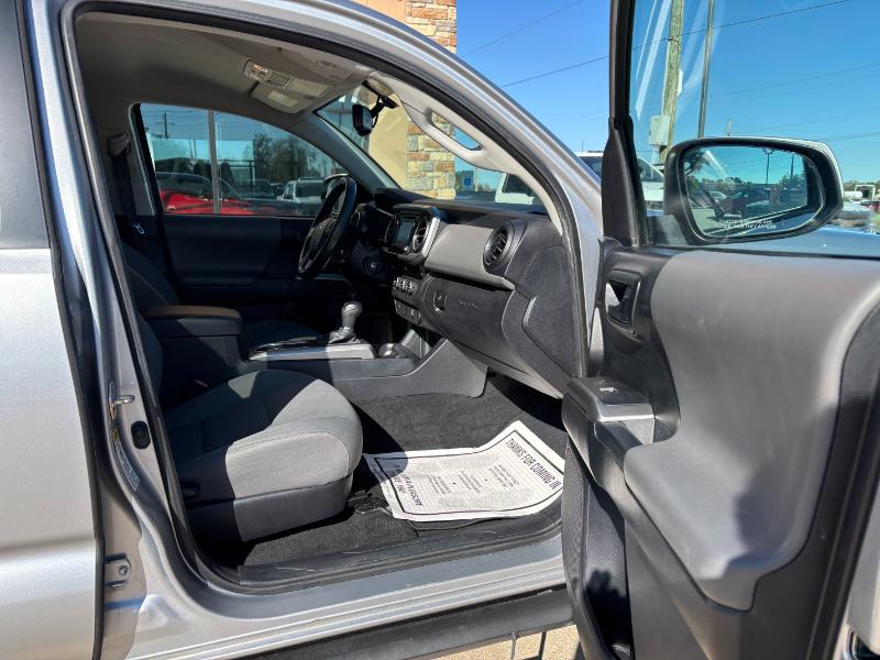 Toyota Tacoma SR5 Double Cab Long Bed V6 6AT 2WD 2017