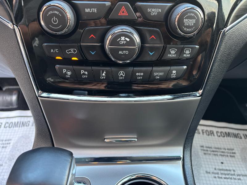 Jeep Grand Cherokee Limited 2WD 2021