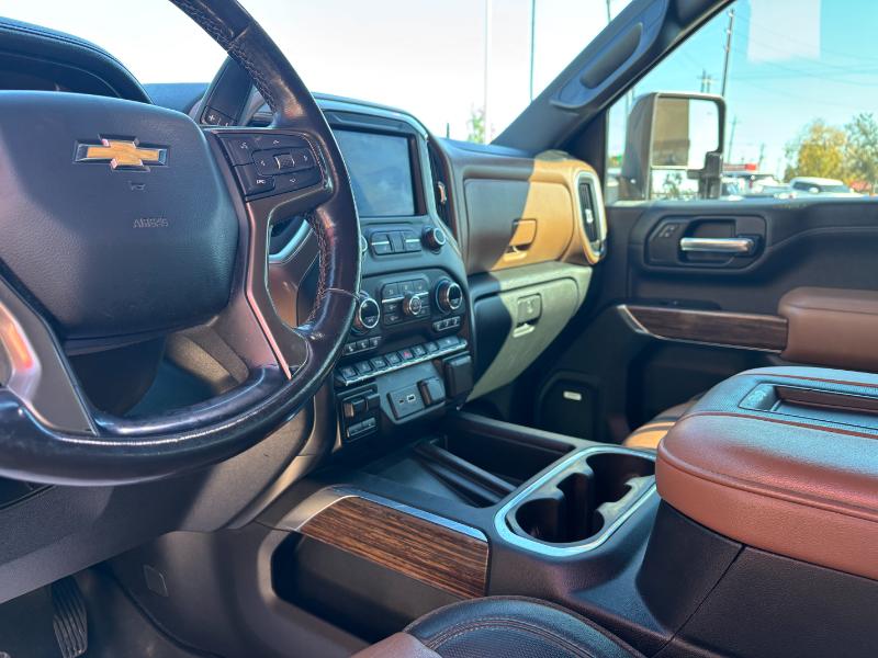 Chevrolet Silverado 2500HD High Country Crew Cab Long Box 4WD 2020
