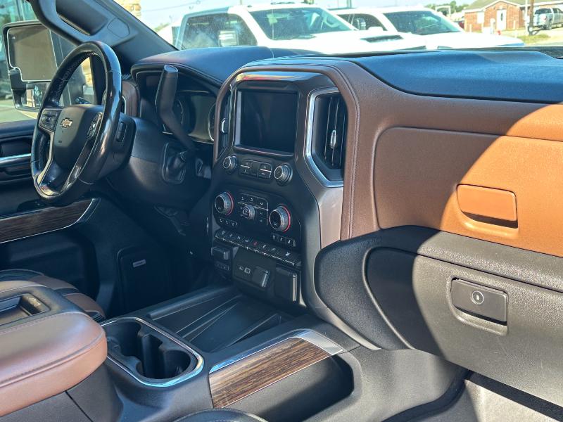 Chevrolet Silverado 2500HD High Country Crew Cab Long Box 4WD 2020