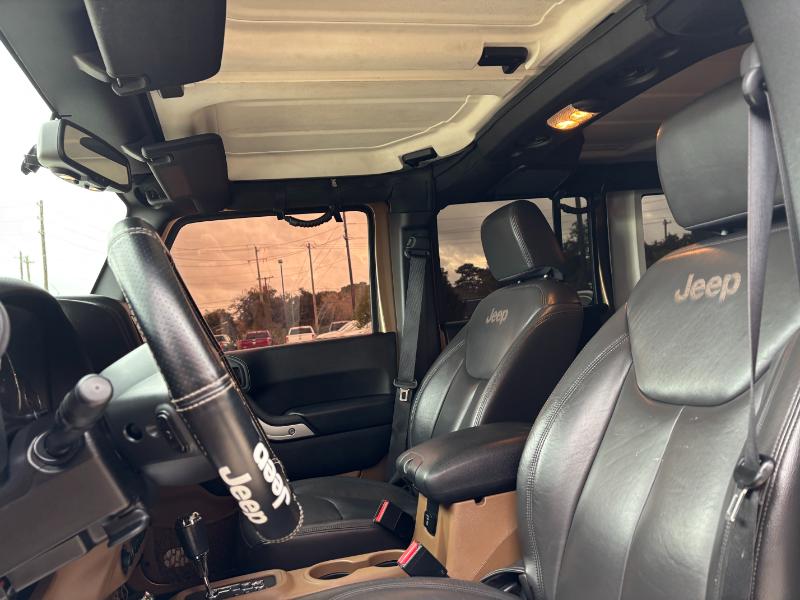 Jeep Wrangler Unlimited Rubicon 4WD 2015