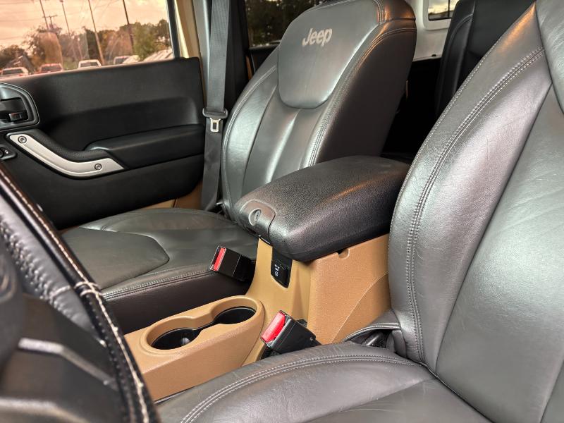 Jeep Wrangler Unlimited Rubicon 4WD 2015