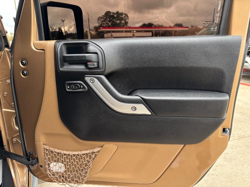 Jeep Wrangler Unlimited Rubicon 4WD 2015