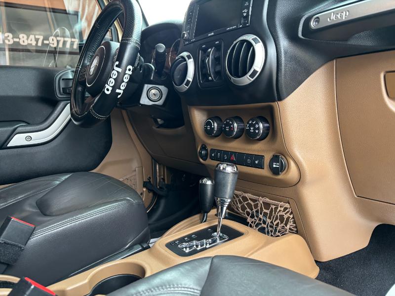 Jeep Wrangler Unlimited Rubicon 4WD 2015