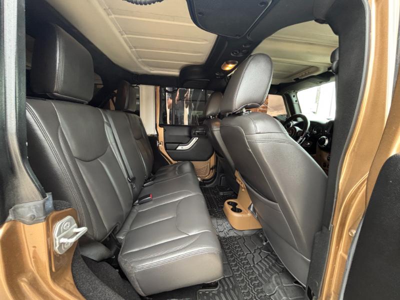 Jeep Wrangler Unlimited Rubicon 4WD 2015