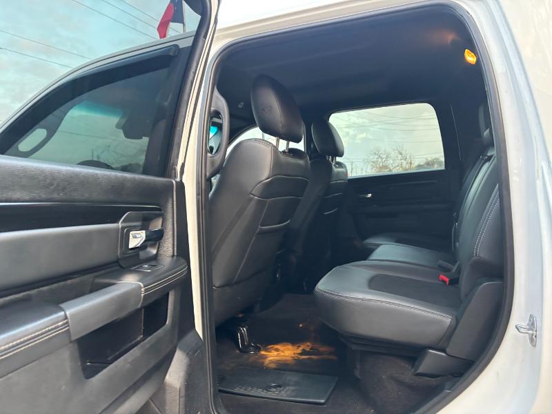 RAM 1500 Rebel Crew Cab SWB 4WD 2018