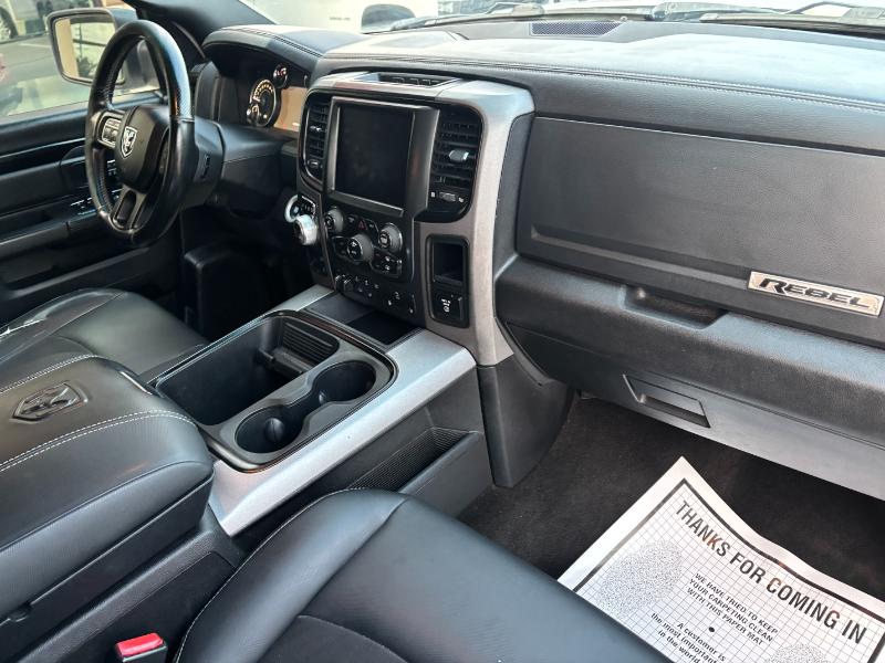 RAM 1500 Rebel Crew Cab SWB 4WD 2018