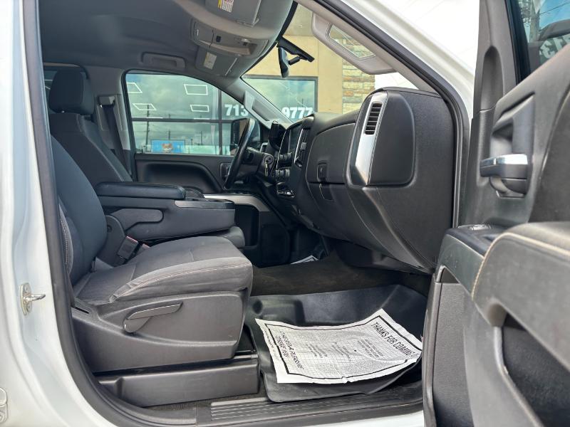 Chevrolet Silverado 2500HD LT Crew Cab 2WD 2016