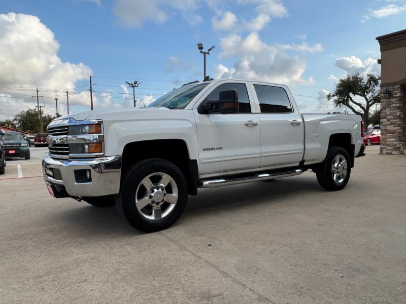 Chevrolet Silverado 2500HD LT Crew Cab 2WD 2016