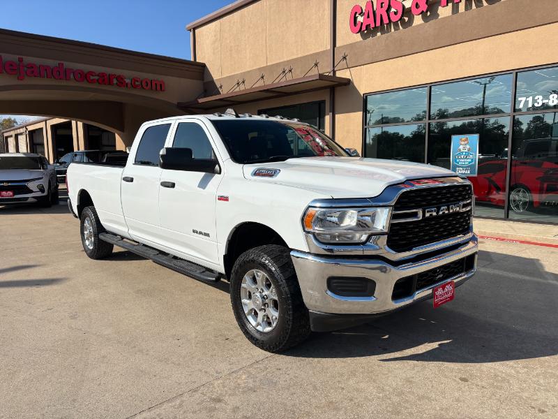 RAM 2500 Tradesman Crew Cab LWB 4WD 2021