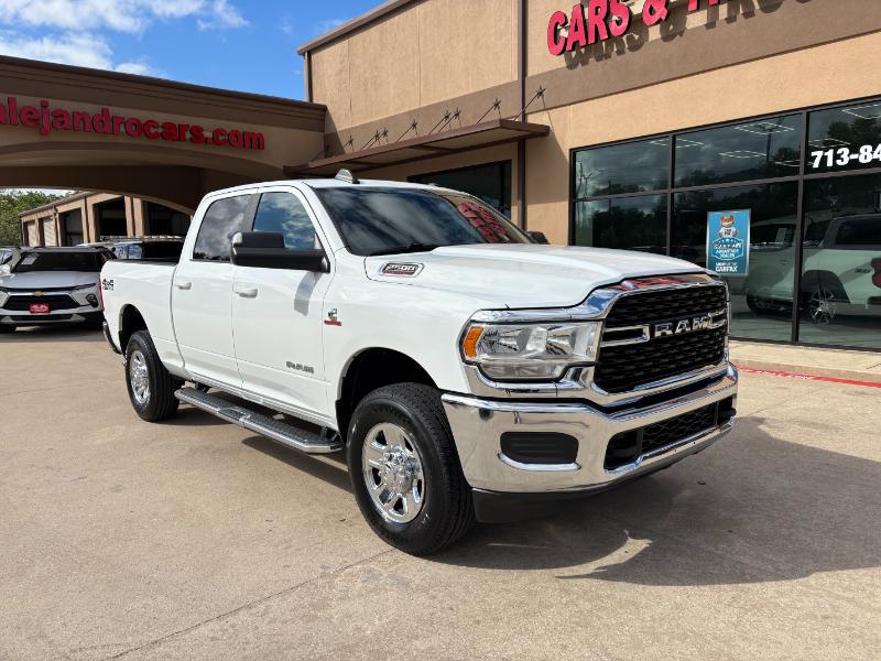 RAM 2500 Tradesman Crew Cab SWB 4WD 2022