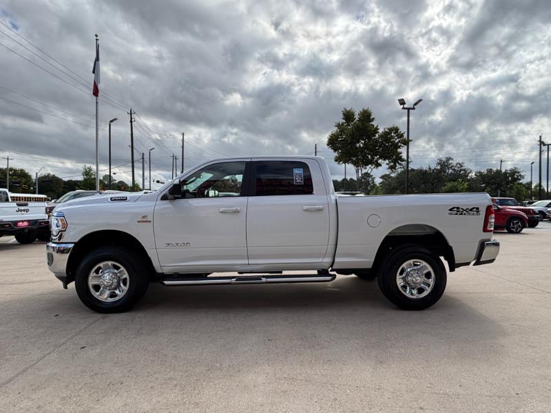 RAM 2500 Tradesman Crew Cab SWB 4WD 2022