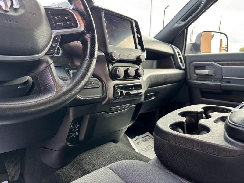 RAM 2500 Tradesman Crew Cab SWB 4WD 2022