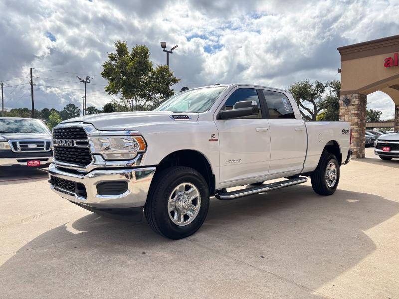 RAM 2500 Tradesman Crew Cab SWB 4WD 2022