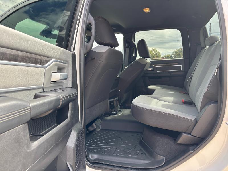 RAM 2500 Tradesman Crew Cab SWB 4WD 2022