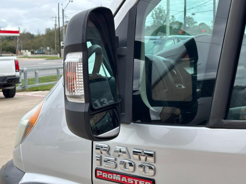 RAM Promaster 1500 Low Roof Tradesman 136-in. WB 2016