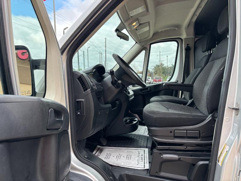 RAM Promaster 1500 Low Roof Tradesman 136-in. WB 2016