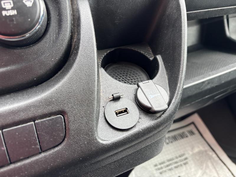 RAM Promaster 1500 Low Roof Tradesman 136-in. WB 2016