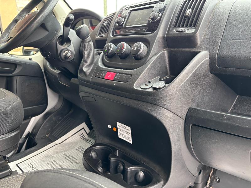 RAM Promaster 1500 Low Roof Tradesman 136-in. WB 2016