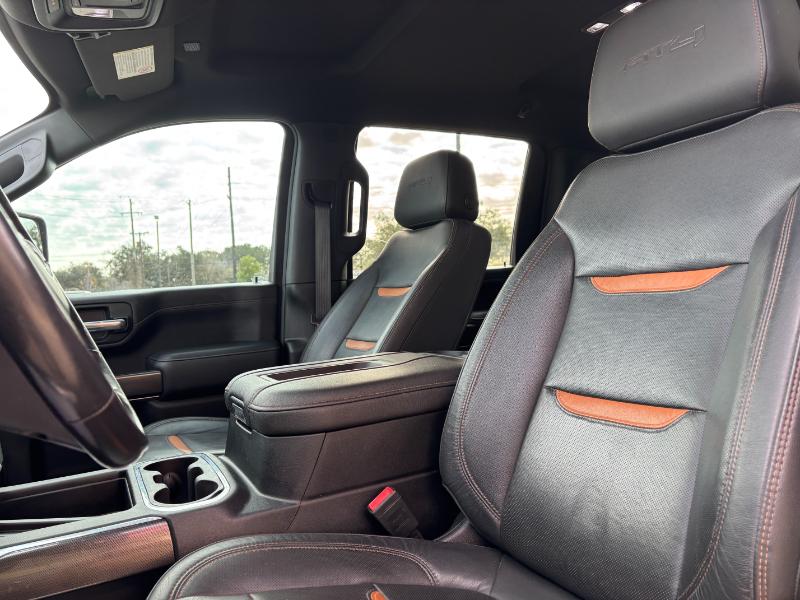 GMC Sierra 2500HD AT4 Crew Cab Long Box 4WD 2020