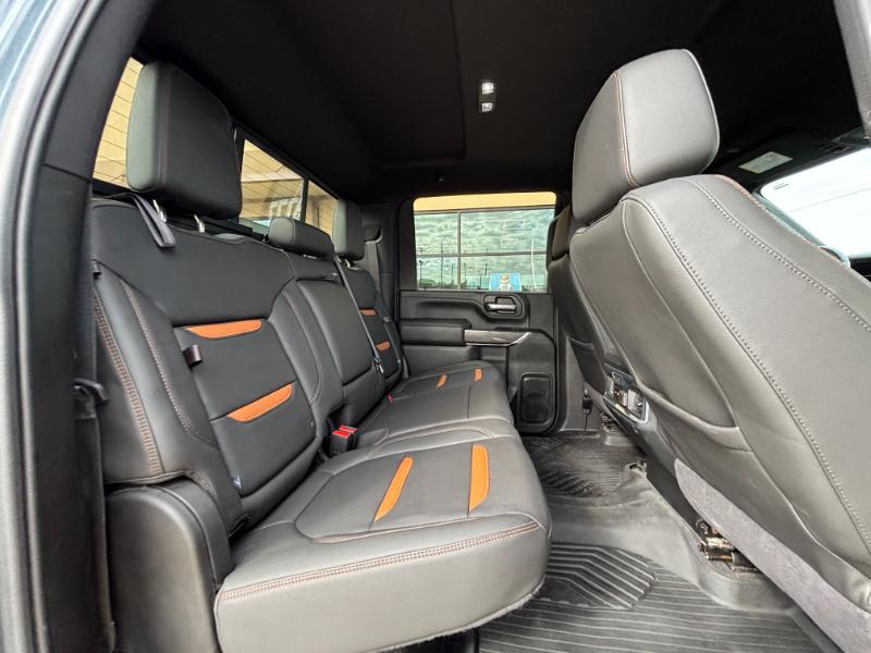 GMC Sierra 2500HD AT4 Crew Cab Long Box 4WD 2020