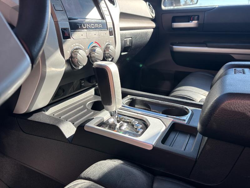 Toyota Tundra SR5 5.7L V8 CrewMax 2WD 2015