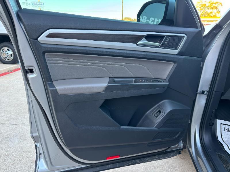 Volkswagen Atlas V6 SE w/Technology 2022