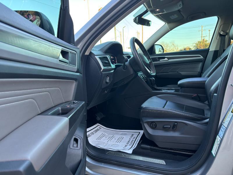 Volkswagen Atlas V6 SE w/Technology 2022